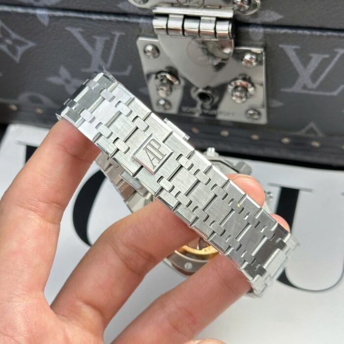 オーデマピゲスーパーコピーロイヤルオーク 26240ST.OO.1320ST.07 - 画像 (11)